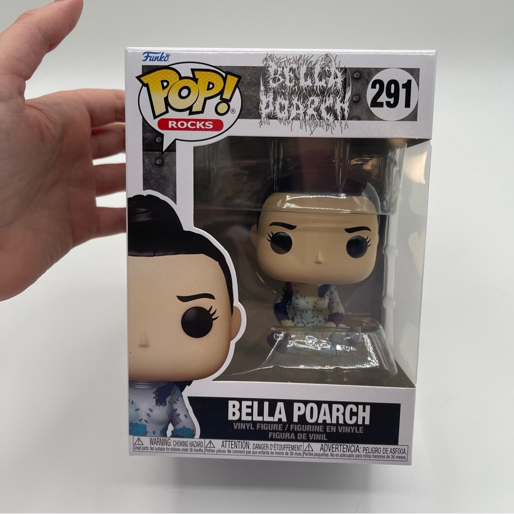 FUNKO POP NEW IN BOX 
BELLA POARCH #291 

Will ship with care!